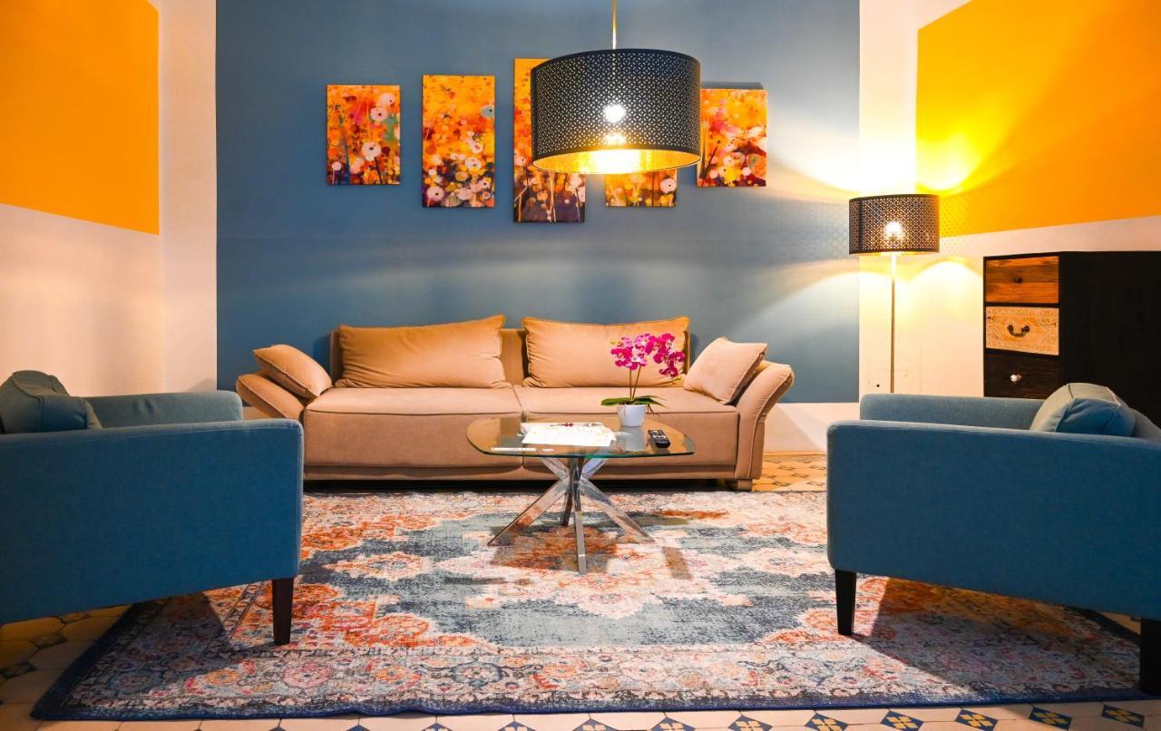 Backpacker Apartment City Center Виена Екстериор снимка
