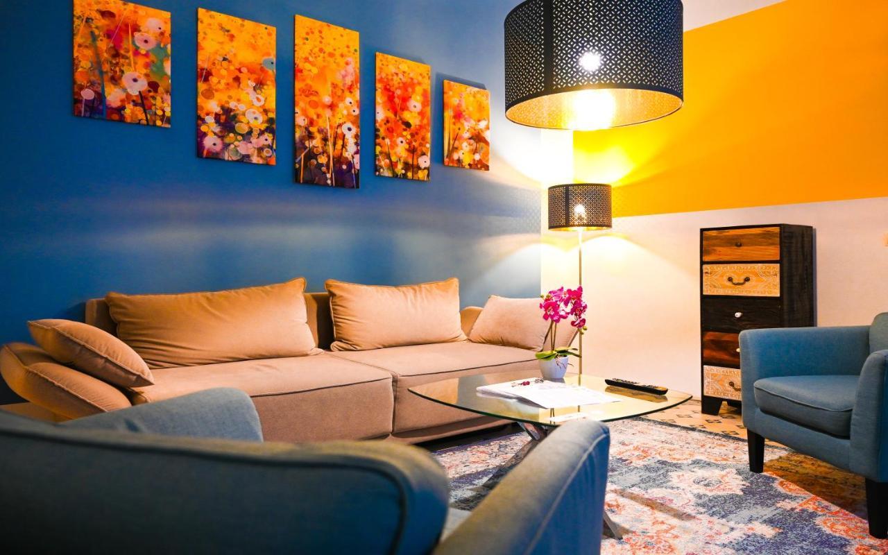 Backpacker Apartment City Center Виена Екстериор снимка